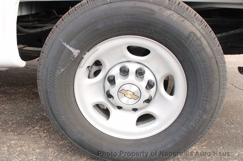 Used 2025 Chevrolet Express 2500 Extended w/ Communications Package image 42