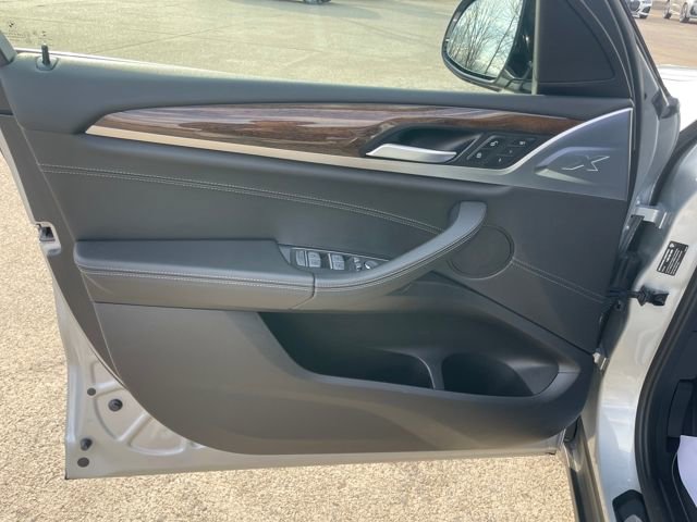 Used 2021 BMW X3 xDrive30i w/ Executive Package image 9