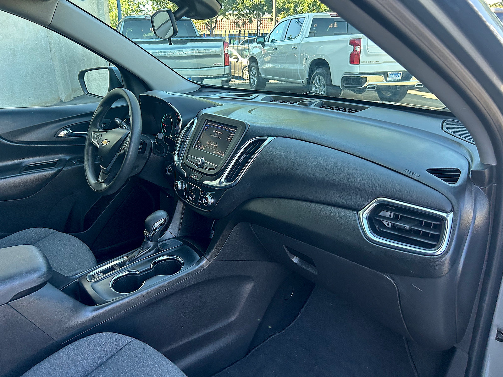 Used 2023 Chevrolet Equinox LT FWD image 29