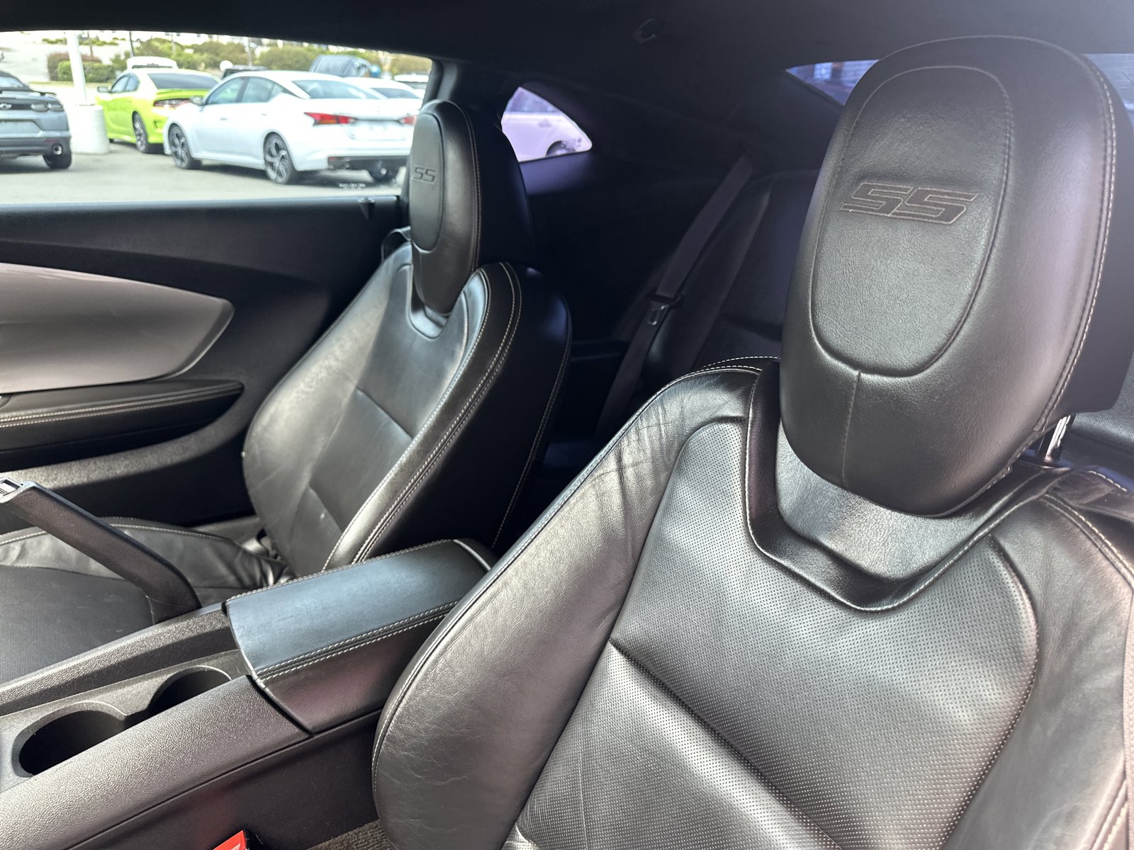 Used 2011 Chevrolet Camaro SS w/ RS Package RWD image 10