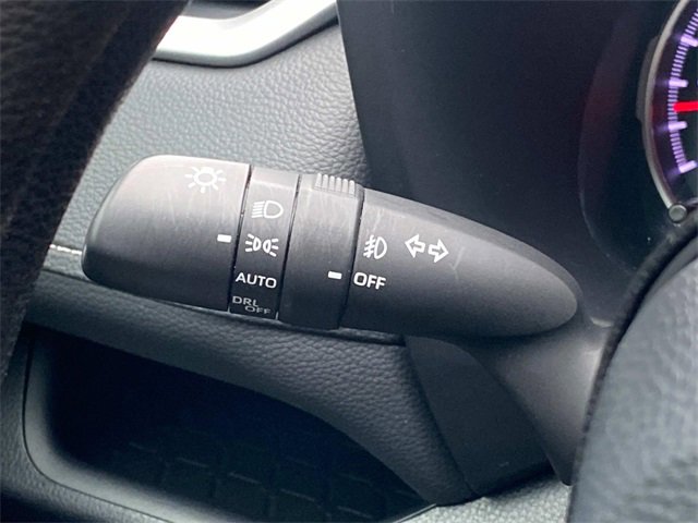 Used 2021 Toyota RAV4 XLE image 21