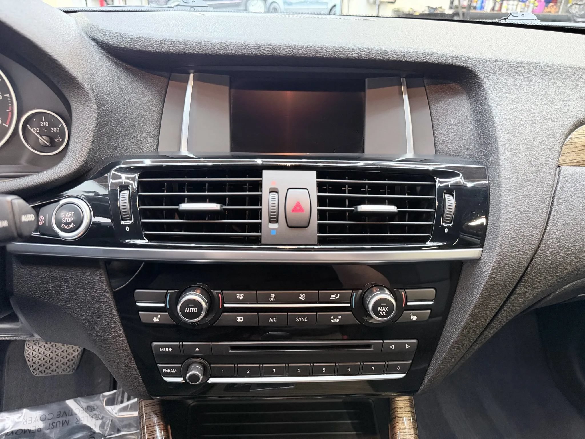 Used 2015 BMW X3 xDrive28d AWD/4WD image 16