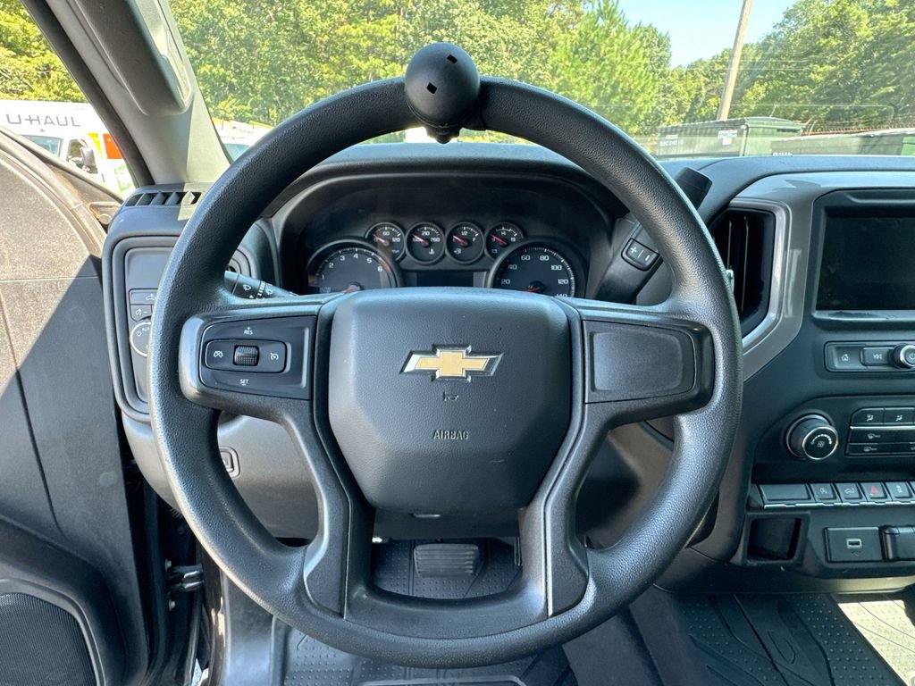 Used 2020 Chevrolet Silverado 1500 Custom w/ Custom Value Package RWD image 16