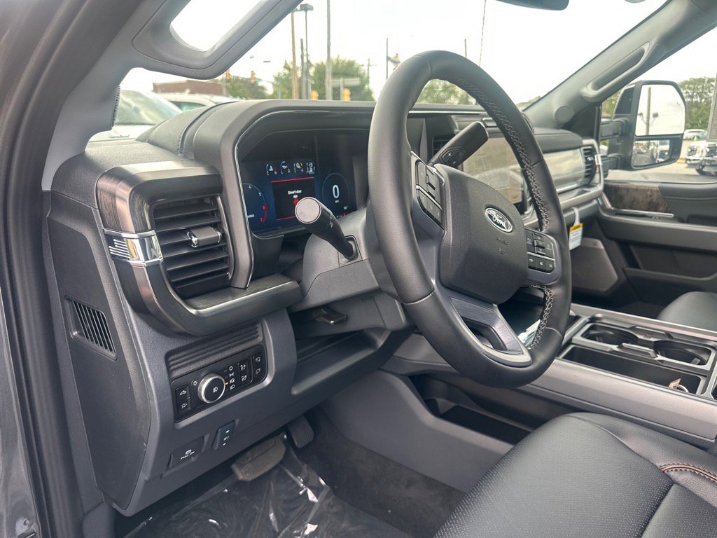 New 2026 Ford F250 Lariat image 16