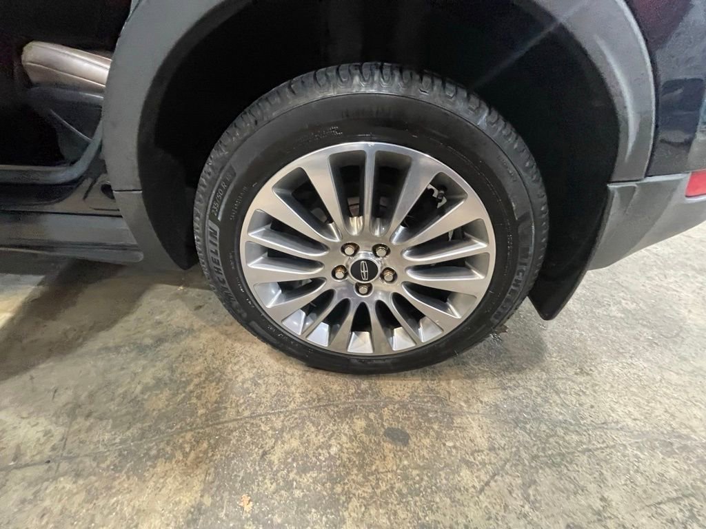 Used 2015 Lincoln MKC AWD w/ Equipment Group 102A Reserve image 25