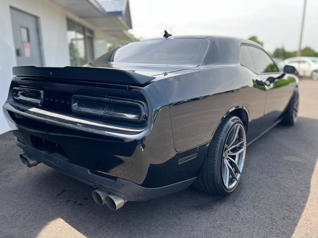 Used 2020 Dodge Challenger R/T w/ Blacktop Package RWD image 9