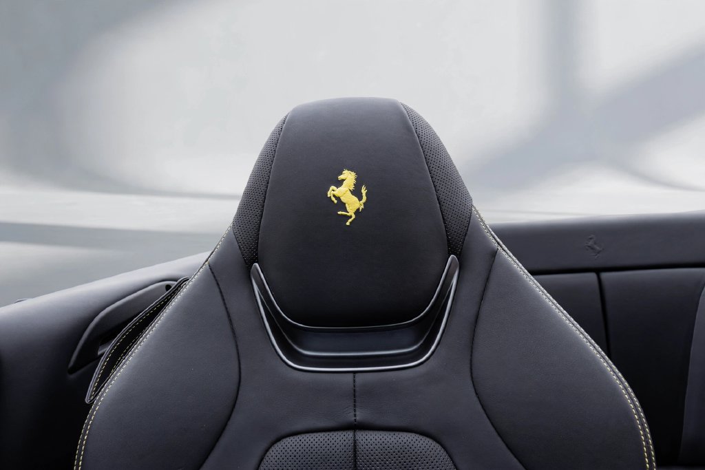 Certified 2022 Ferrari Portofino M RWD image 51