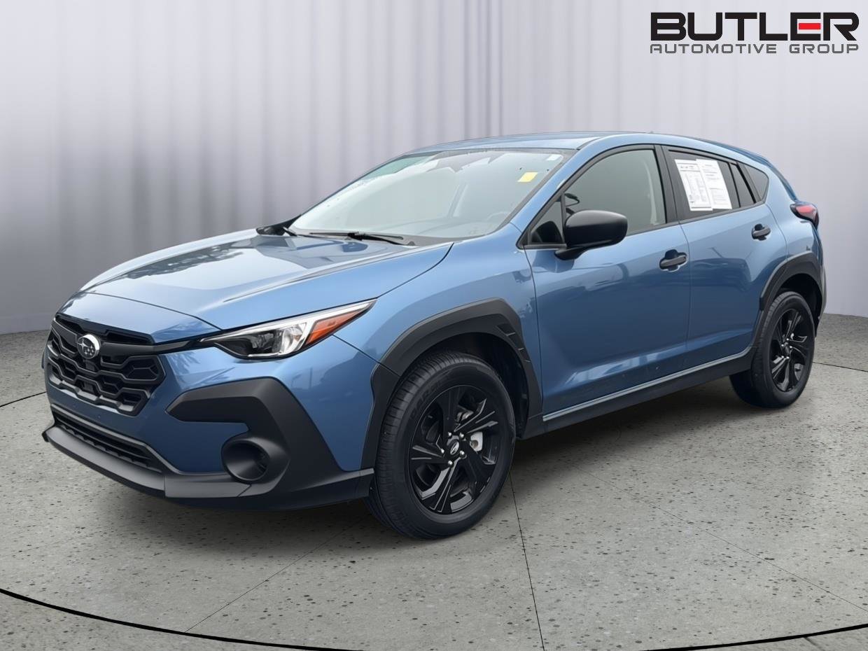 Used 2024 Subaru Crosstrek 2.0i image 2