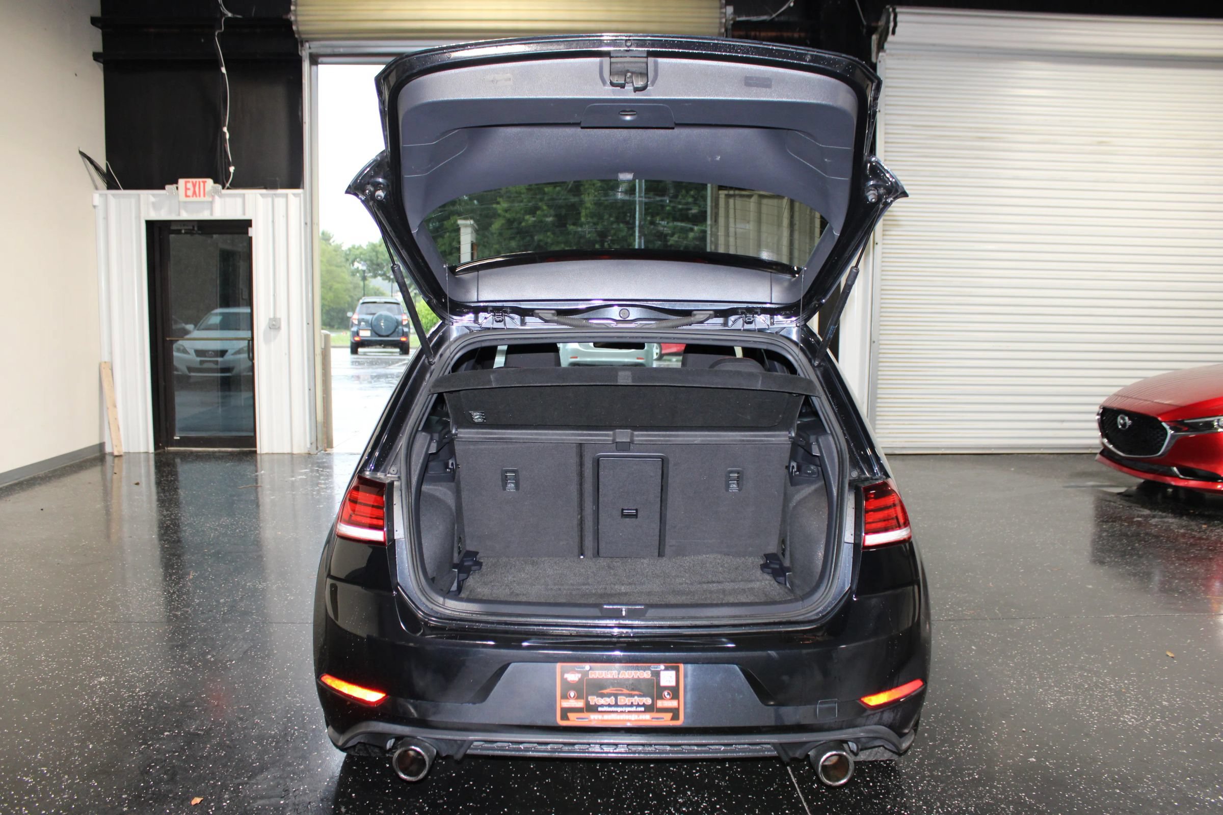 Used 2018 Volkswagen GTI S FWD image 32