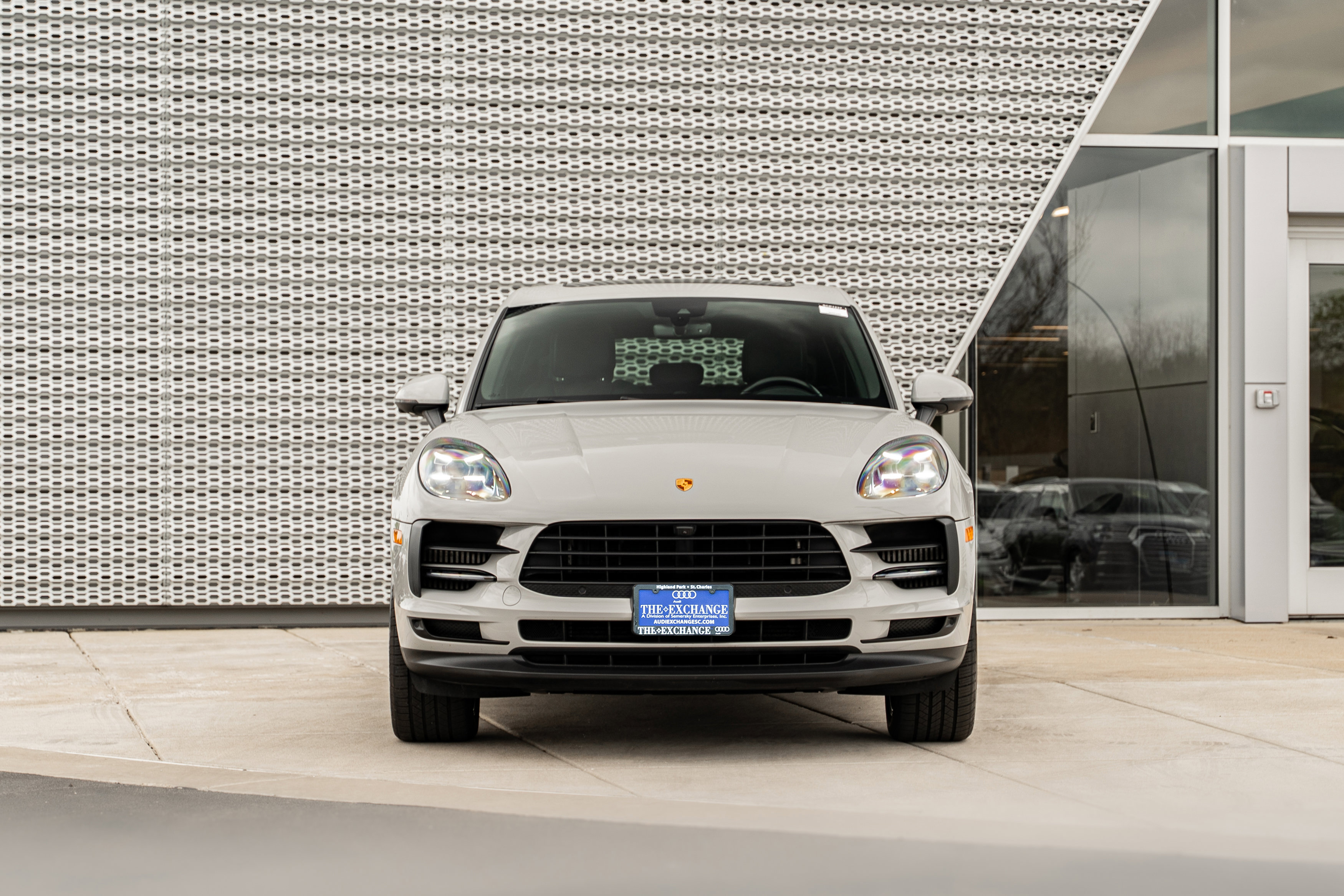 Used 2021 Porsche Macan S AWD/4WD image 36