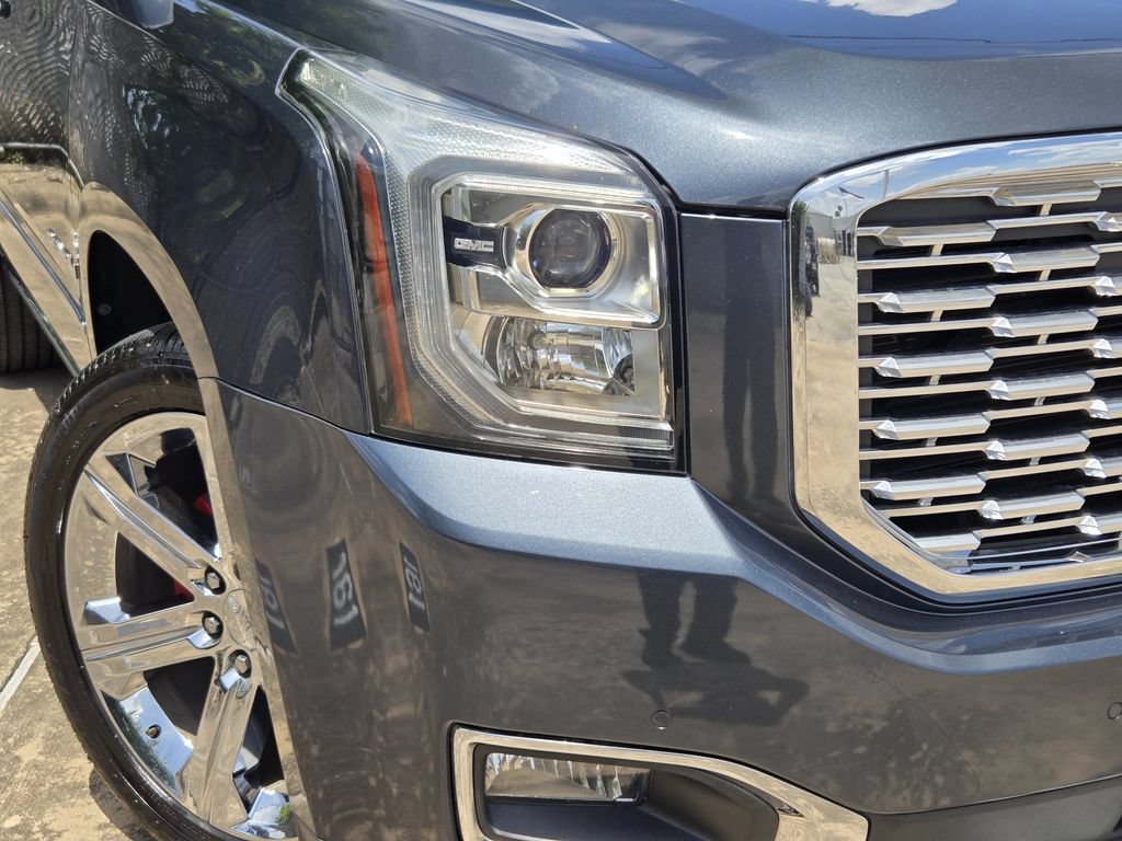 Used 2020 GMC Yukon Denali w/ Denali Ultimate Package AWD/4WD image 10