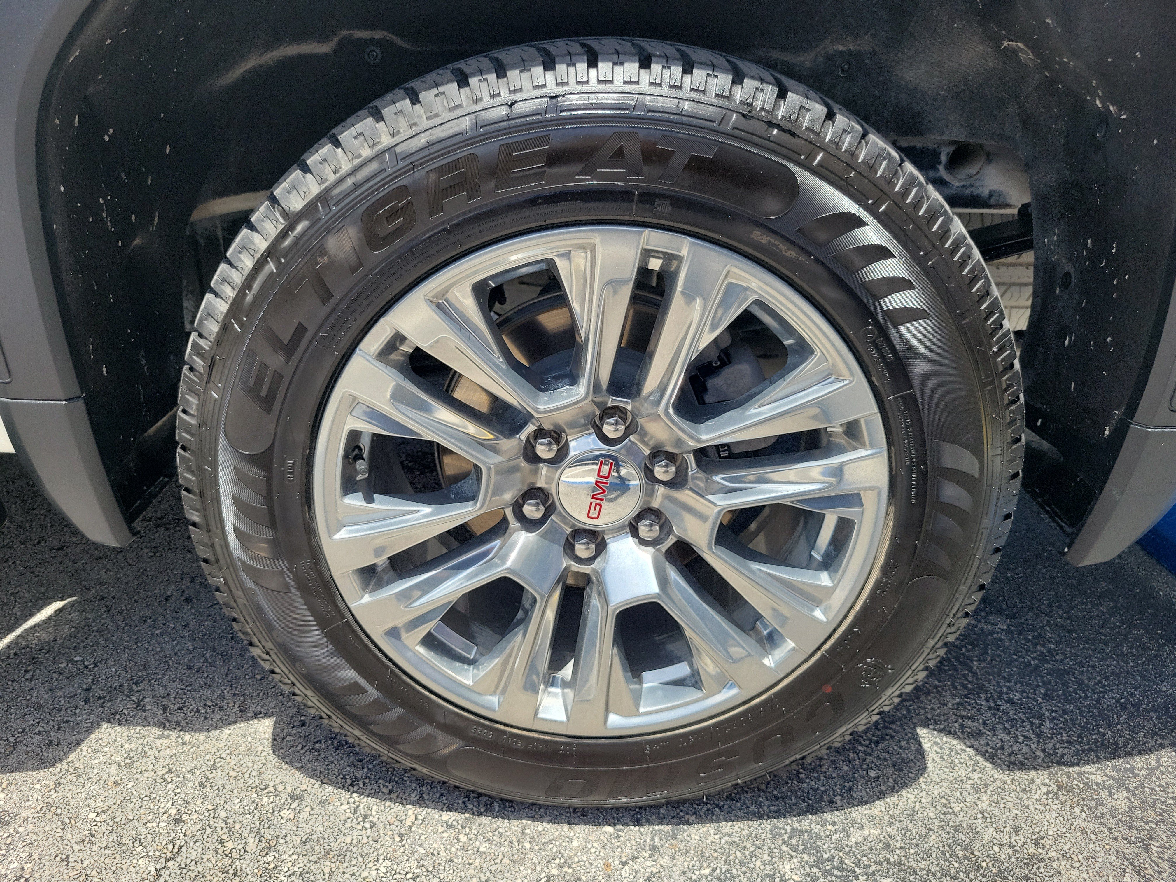 Used 2024 GMC Sierra 1500 Denali w/ Technology Package AWD/4WD image 28