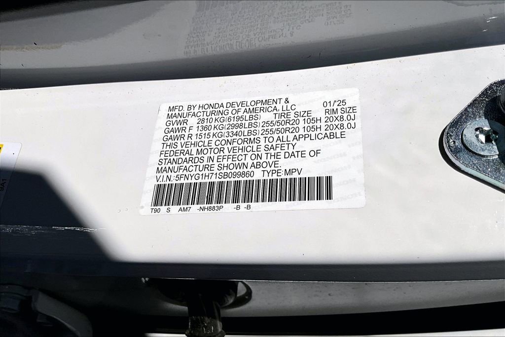 Used 2025 Honda Pilot Touring image 16