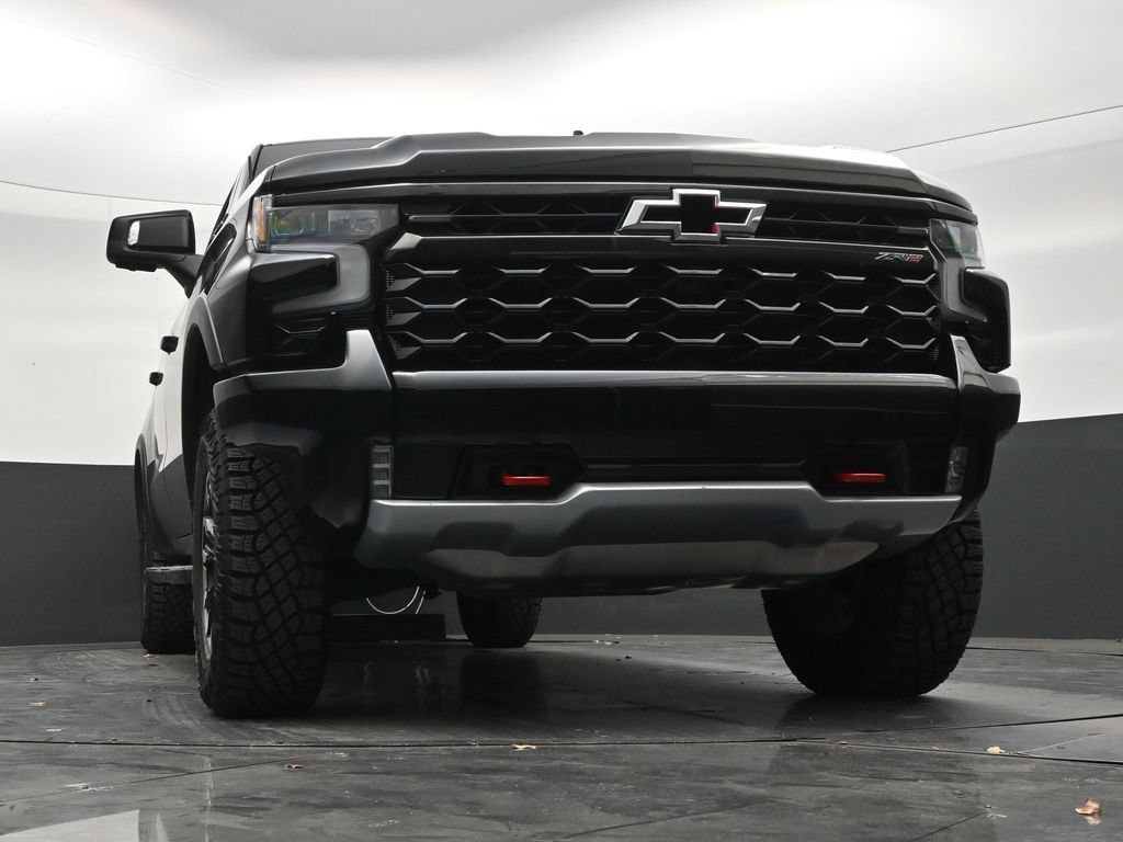 Used 2024 Chevrolet Silverado 1500 ZR2 w/ Technology Package AWD/4WD image 26