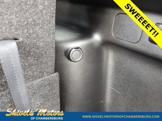 Used 2023 Mitsubishi Outlander SE Black Edition image 13