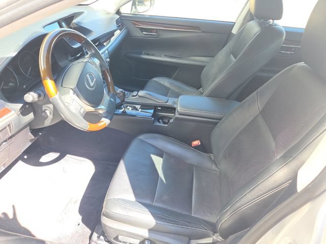 Used 2013 Lexus ES 350 w/ Luxury Pkg FWD image 29