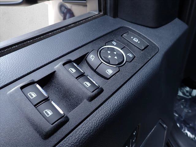 Used 2022 Ford F350 Lariat w/ Lariat Ultimate Package AWD/4WD image 14
