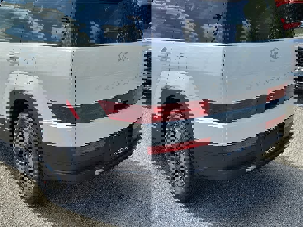 New 2026 Hyundai Santa Fe SE image 6