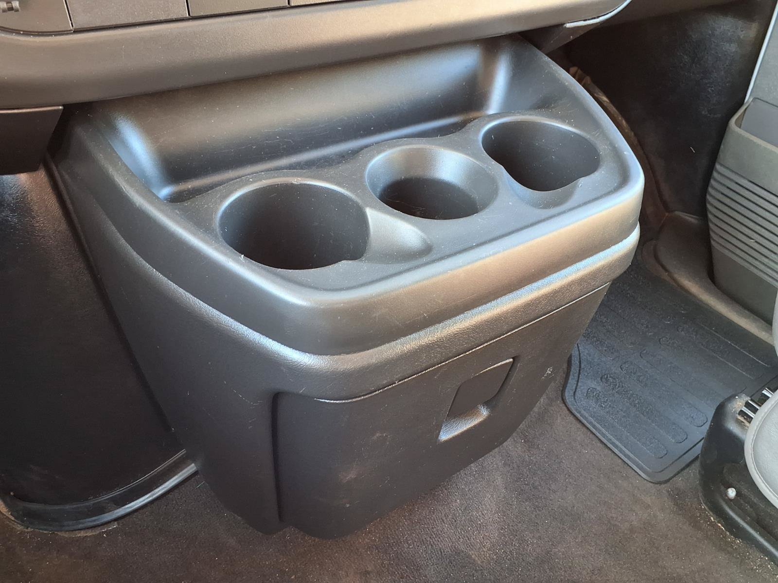 Used 2025 Chevrolet Express 3500 LS RWD image 11