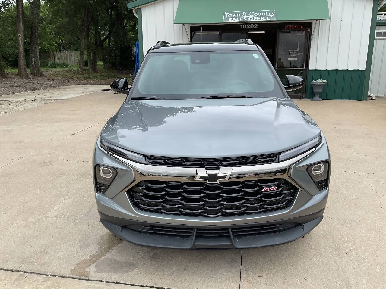 Used 2024 Chevrolet TrailBlazer RS w/ Convenience Package FWD image 4