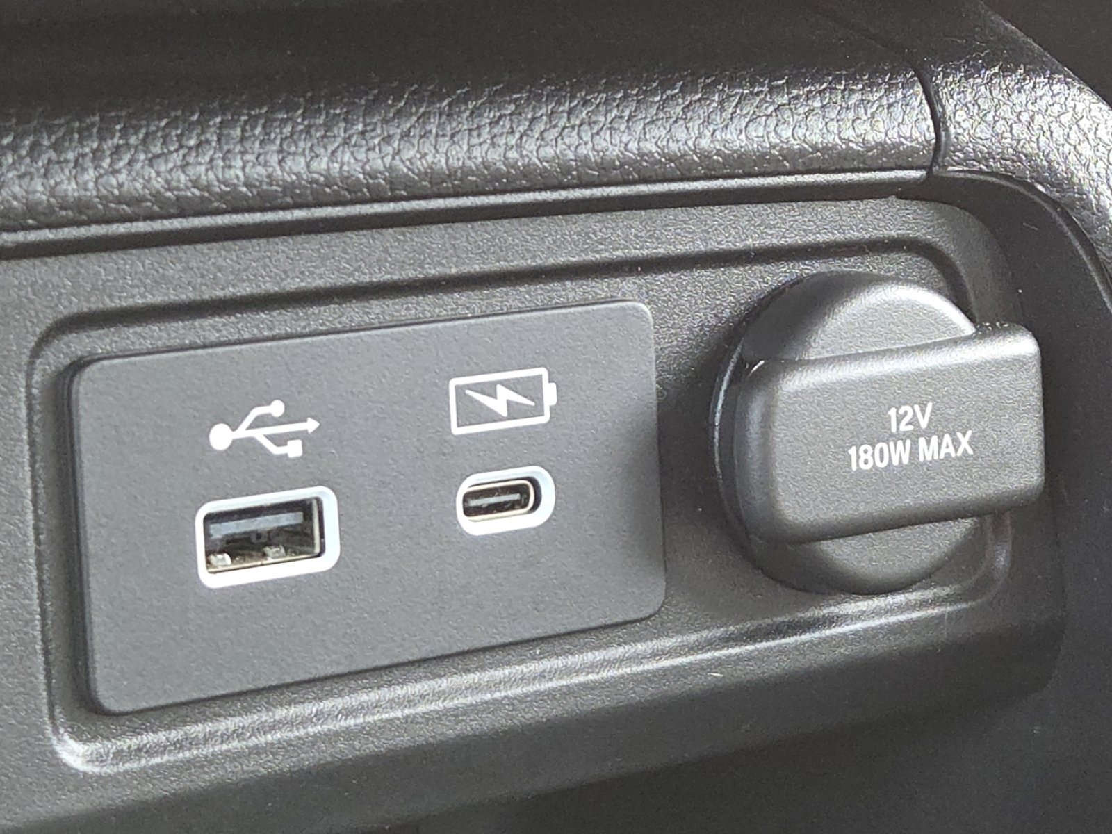 Used 2024 Honda Pilot Touring image 33