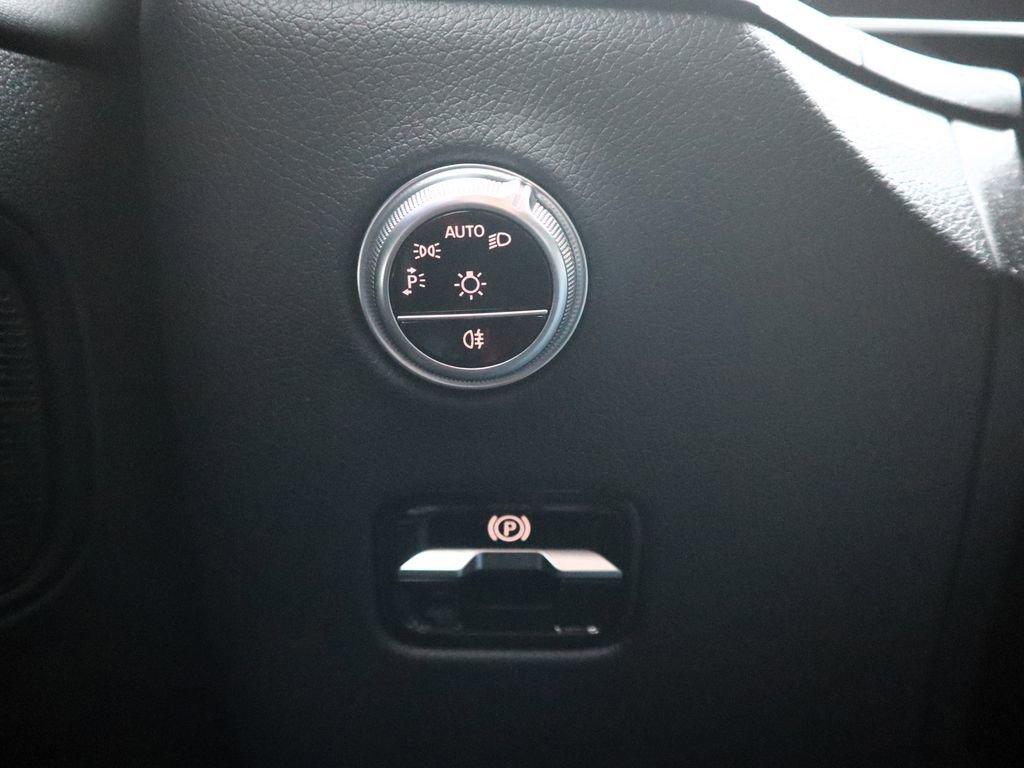 Certified 2024 Mercedes-Benz GLC 43 AMG 4MATIC image 23