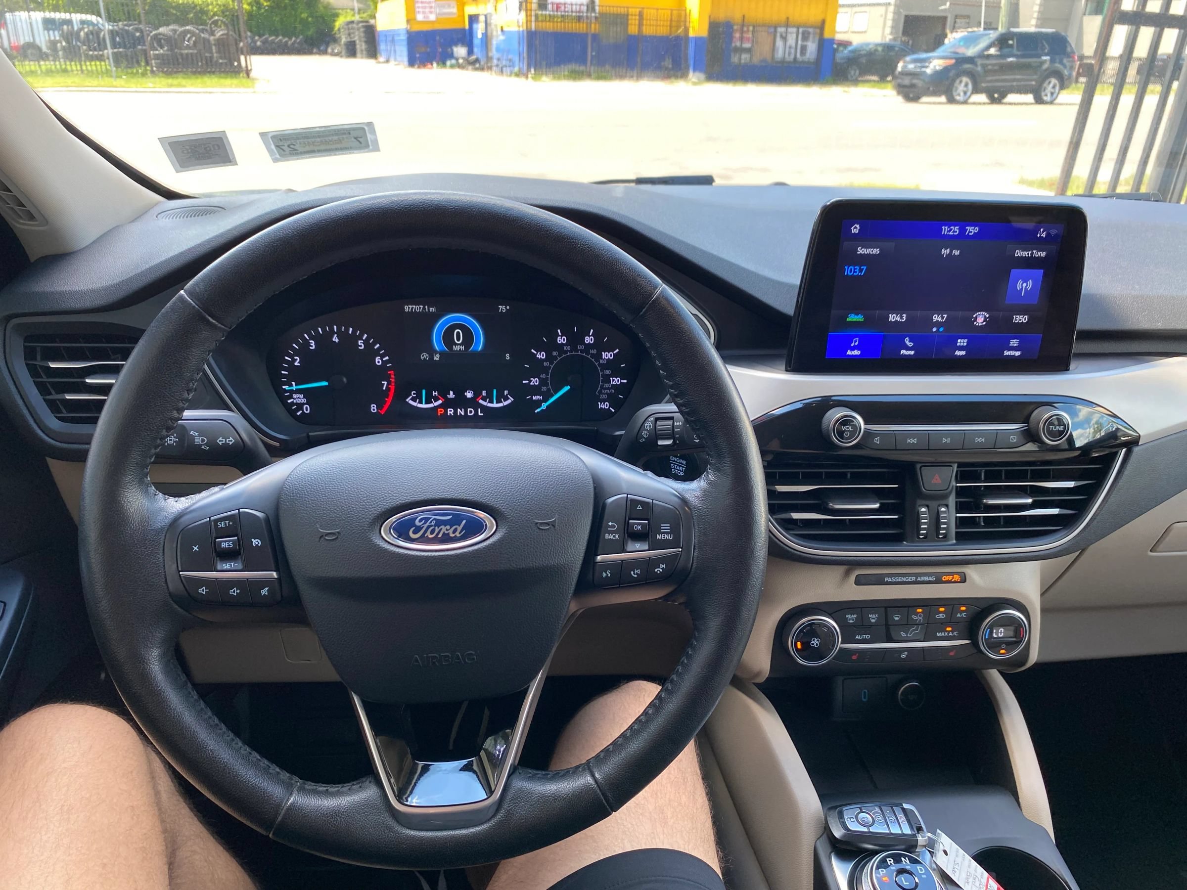 Used 2020 Ford Escape SEL AWD/4WD image 14