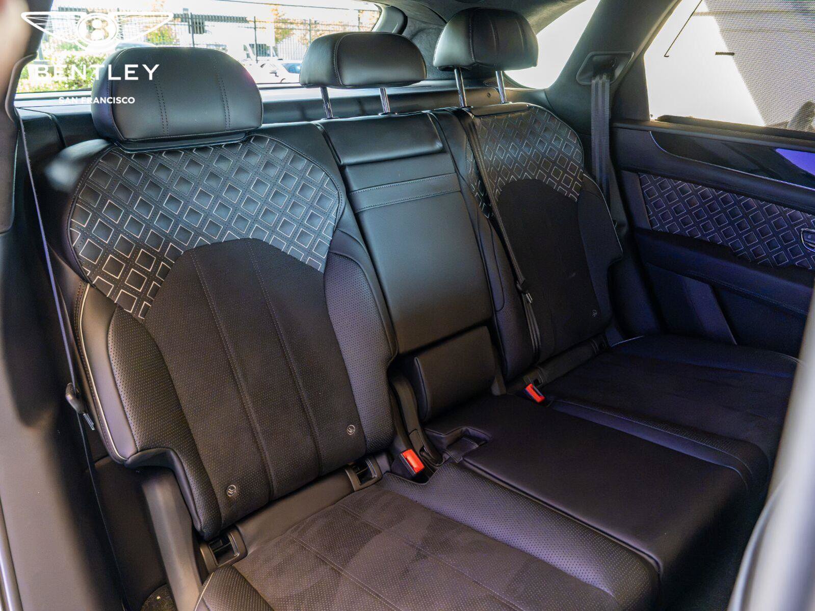 Used 2023 Bentley Bentayga Speed AWD/4WD image 29