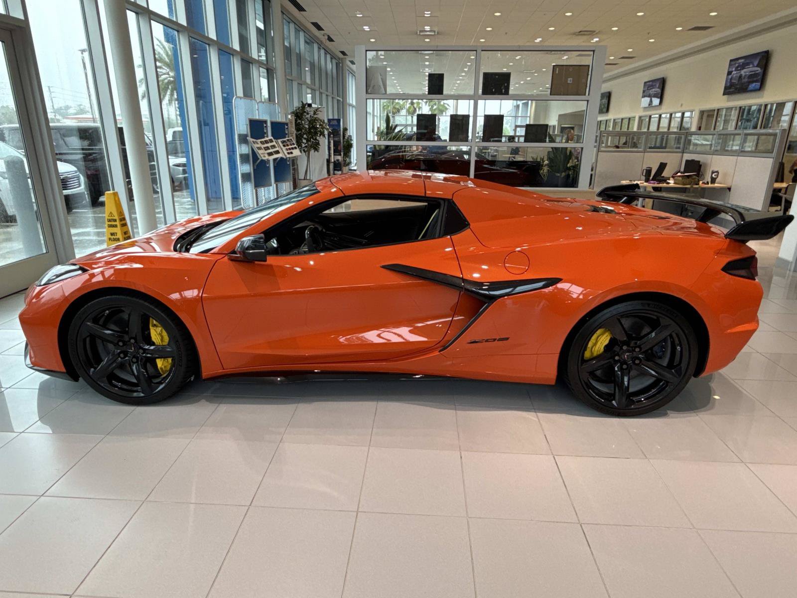 New 2027 Chevrolet Corvette Z06 w/ Stealth Interior Trim Package RWD image 6