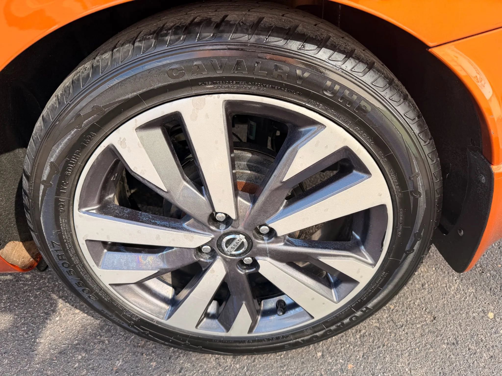 Used 2020 Nissan Versa SR w/ Lighting Package image 46