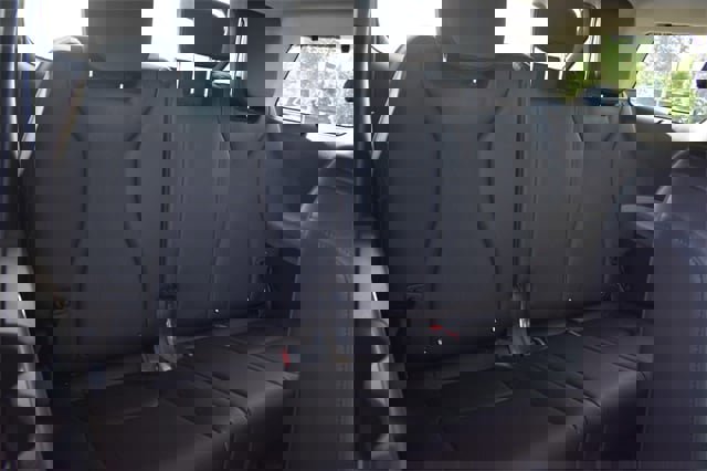 New 2026 Kia Carnival EX image 13