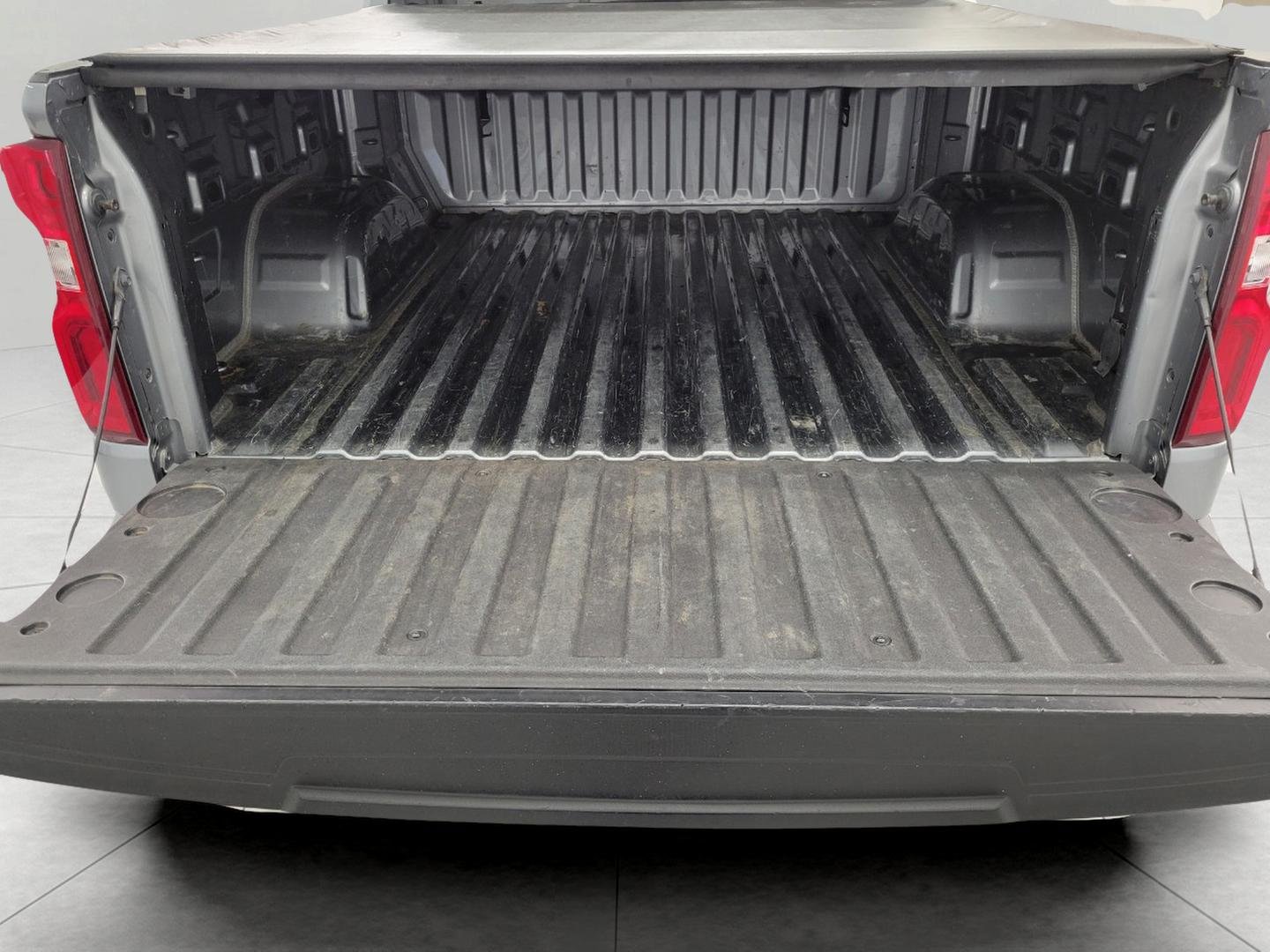 Used 2023 Chevrolet Silverado 1500 RST w/ Z71 Off-Road Package AWD/4WD image 15