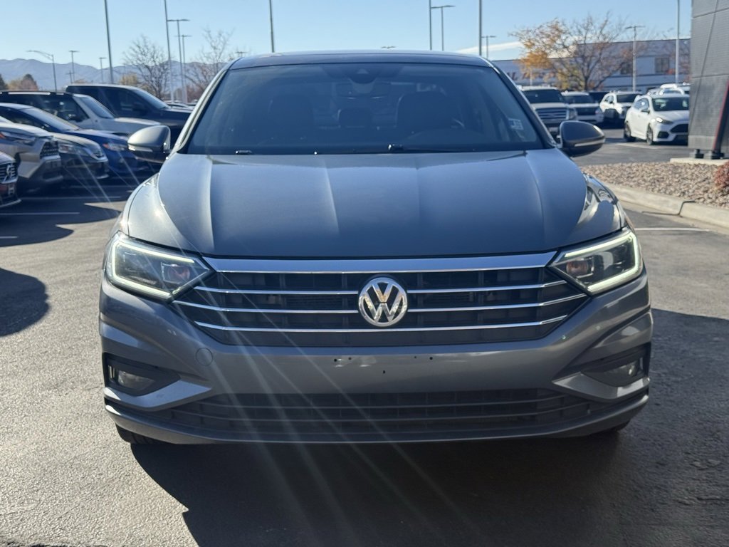 Used 2020 Volkswagen Jetta SEL Premium image 2