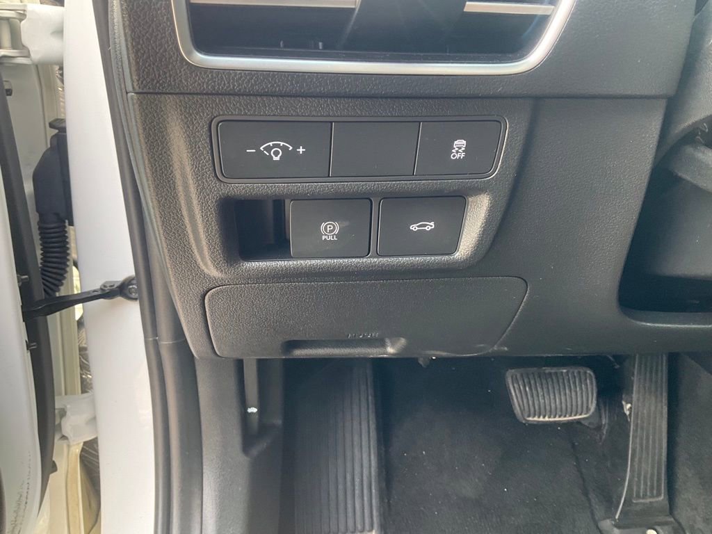 Used 2025 Hyundai Sonata SEL FWD image 20