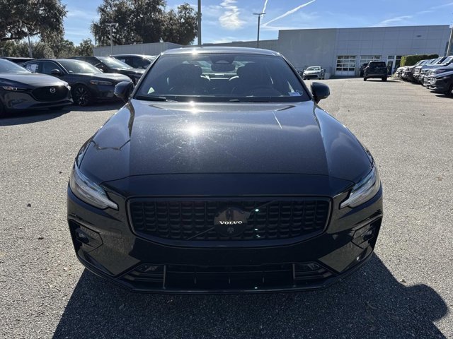 Used 2024 Volvo S60 B5 Plus image 6