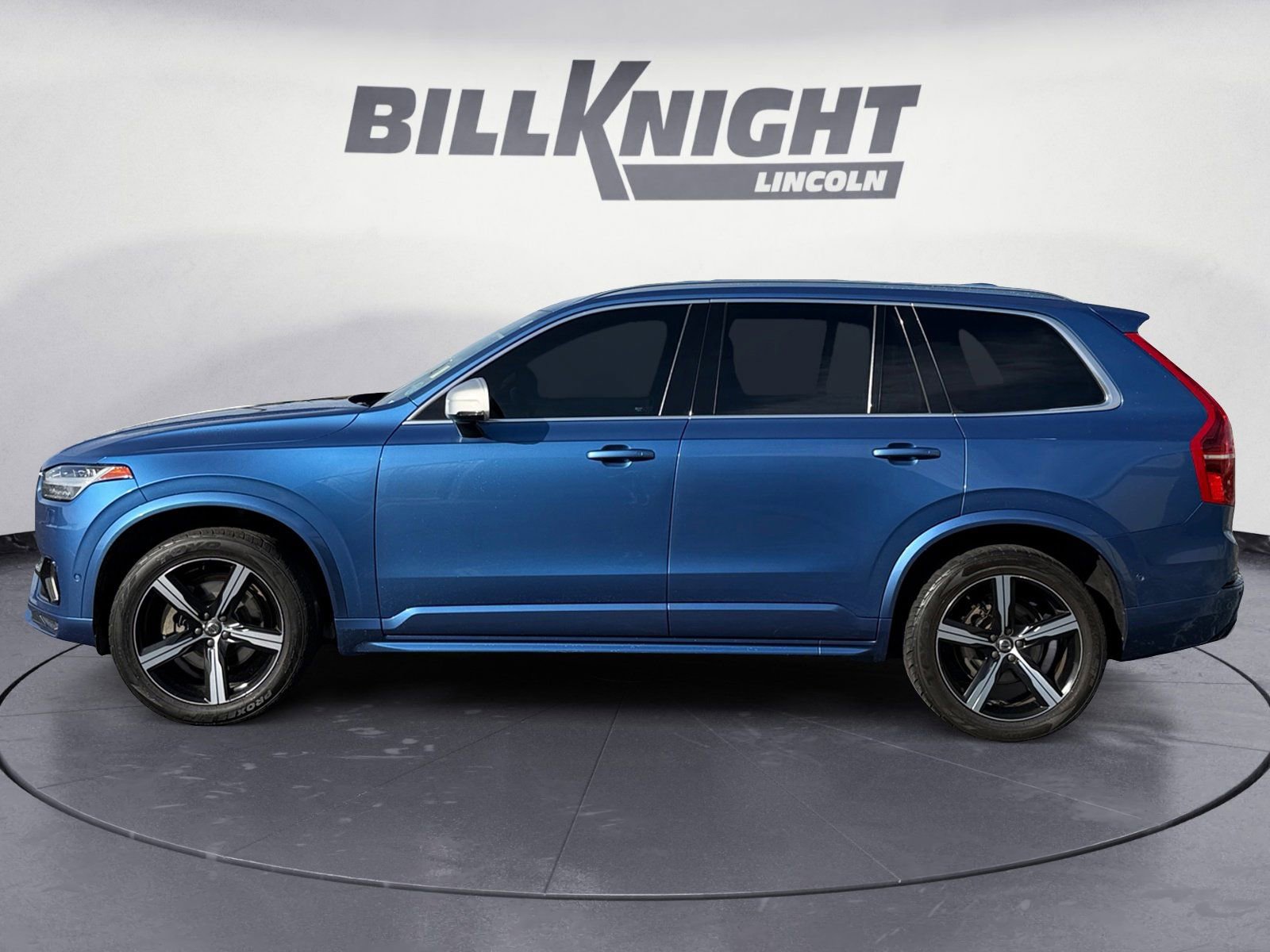 Used 2019 Volvo XC90 T6 R-Design w/ Advanced Package image 2