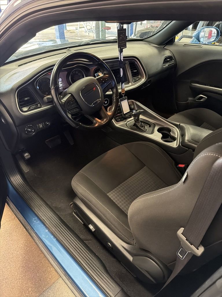 Used 2021 Dodge Challenger GT image 1