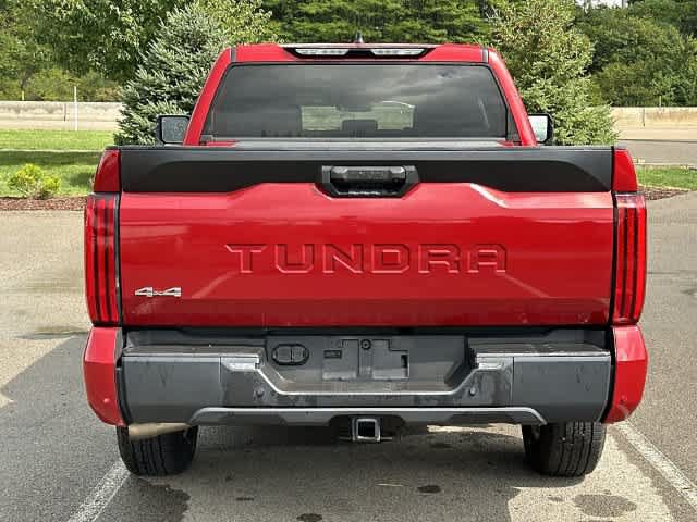 Used 2022 Toyota Tundra SR5 w/ SR5 Convenience Package AWD/4WD image 4