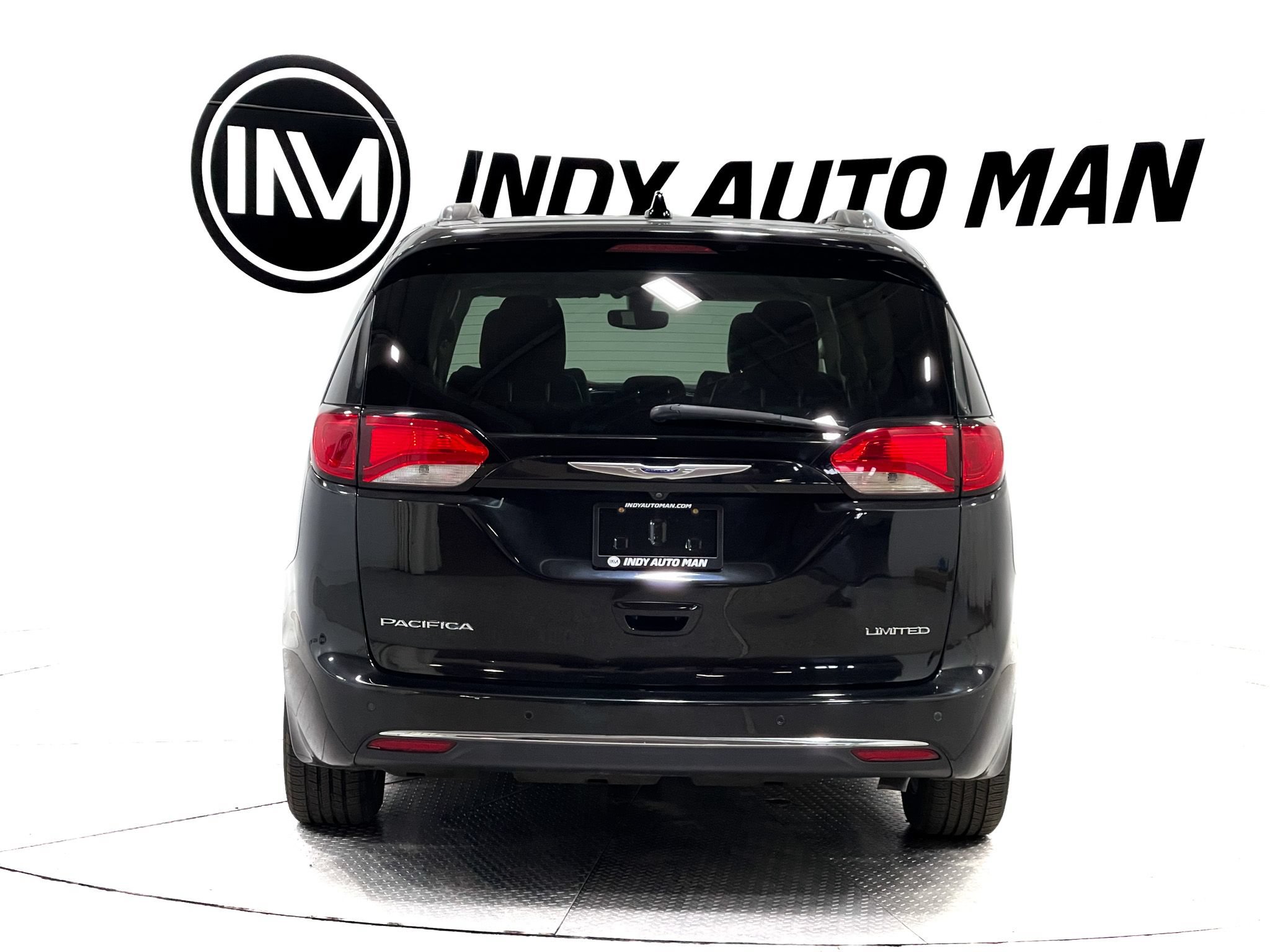 Used 2019 Chrysler Pacifica Limited FWD image 5