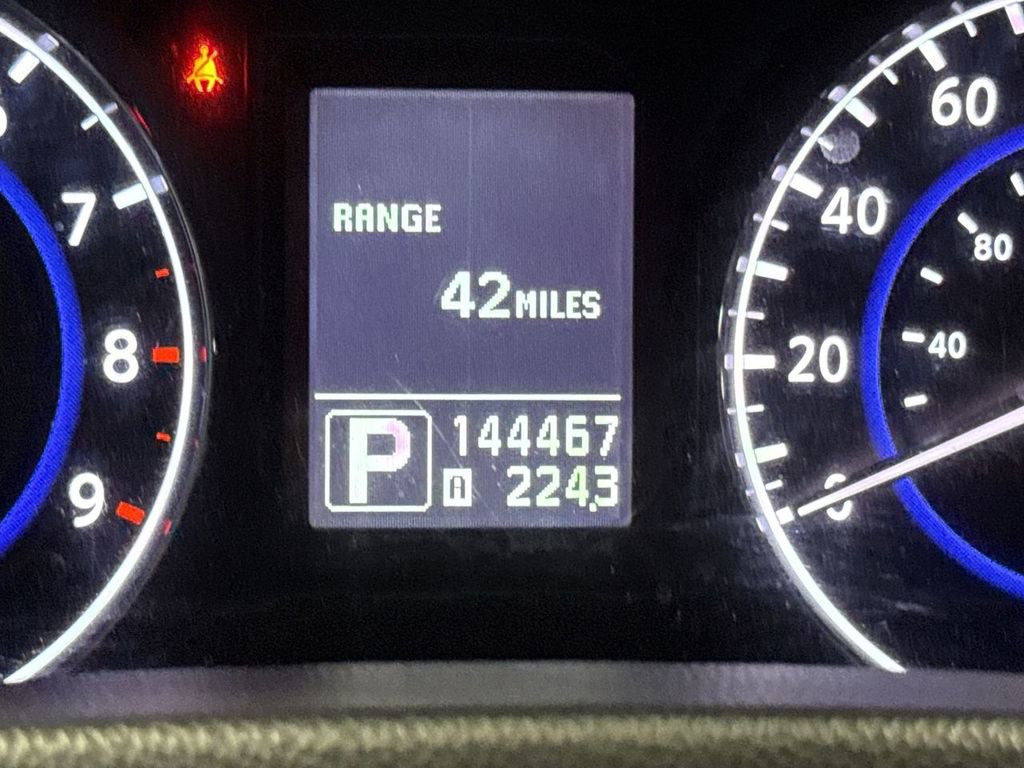 Used 2010 INFINITI G37 Sedan image 13