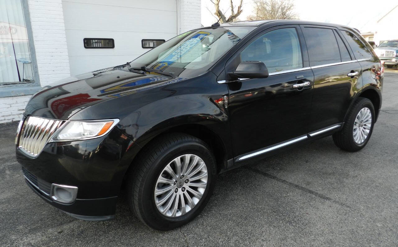 Used 2015 Lincoln MKX FWD image 3
