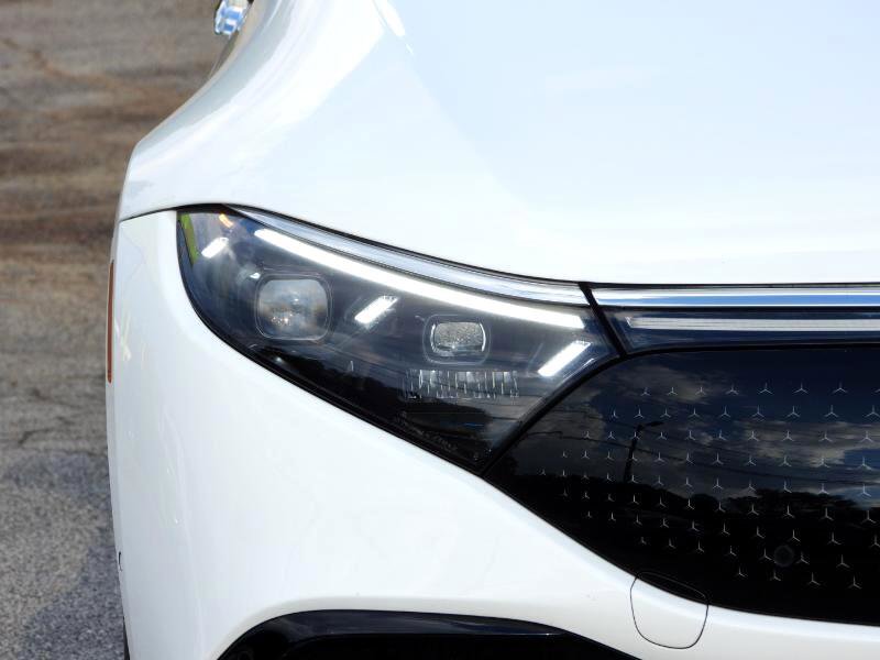 Used 2022 Mercedes-Benz EQS 450+ Sedan image 27