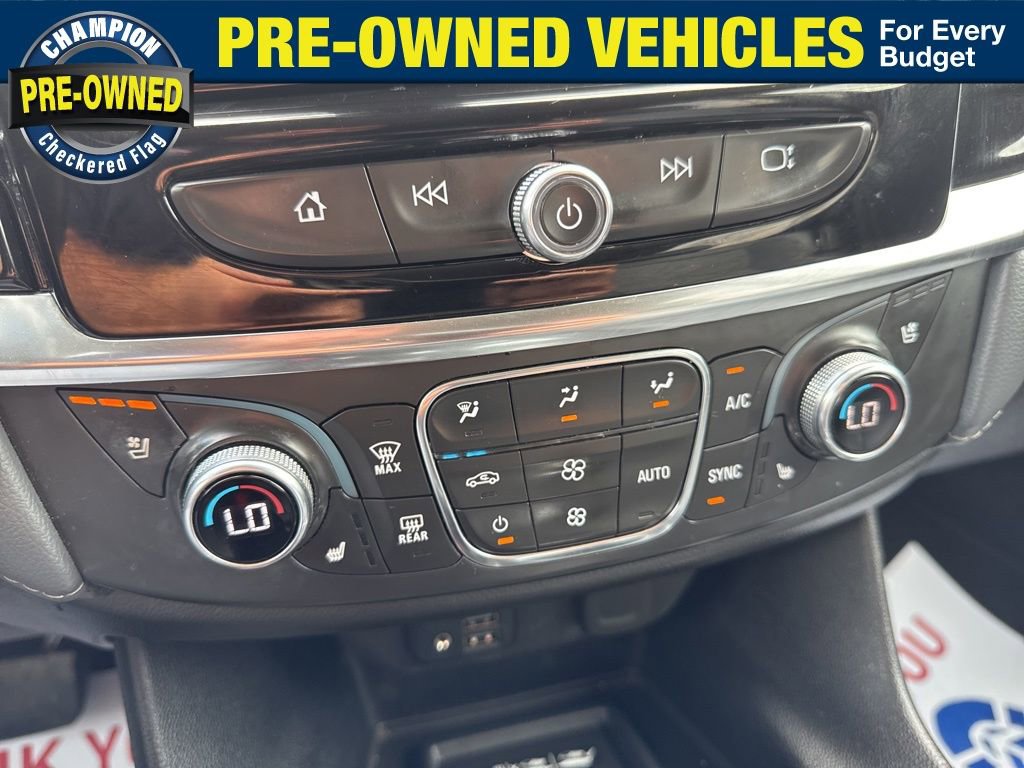 Used 2021 Chevrolet Traverse Premier w/ LPO, Cargo Package image 17