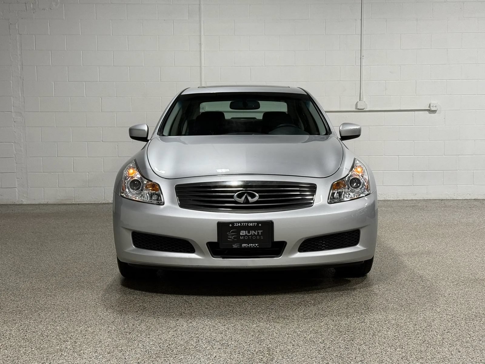 Used 2009 INFINITI G37 x Sedan w/ Premium Pkg AWD/4WD image 3