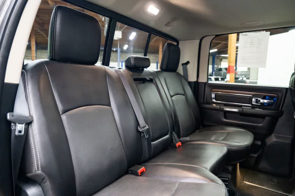 Used 2016 RAM 2500 Laramie w/ Convenience Group AWD/4WD image 34
