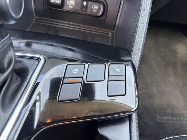 Used 2025 Kia Sportage EX image 5