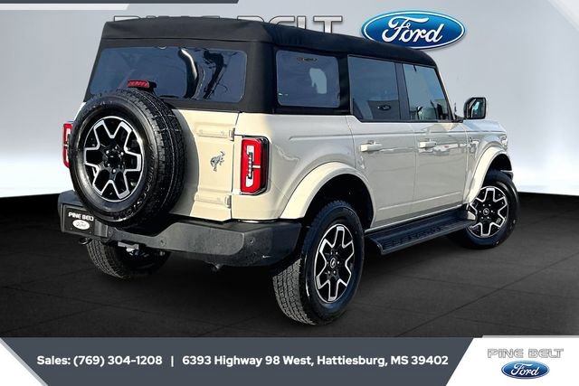 Used 2025 Ford Bronco Outer Banks image 11