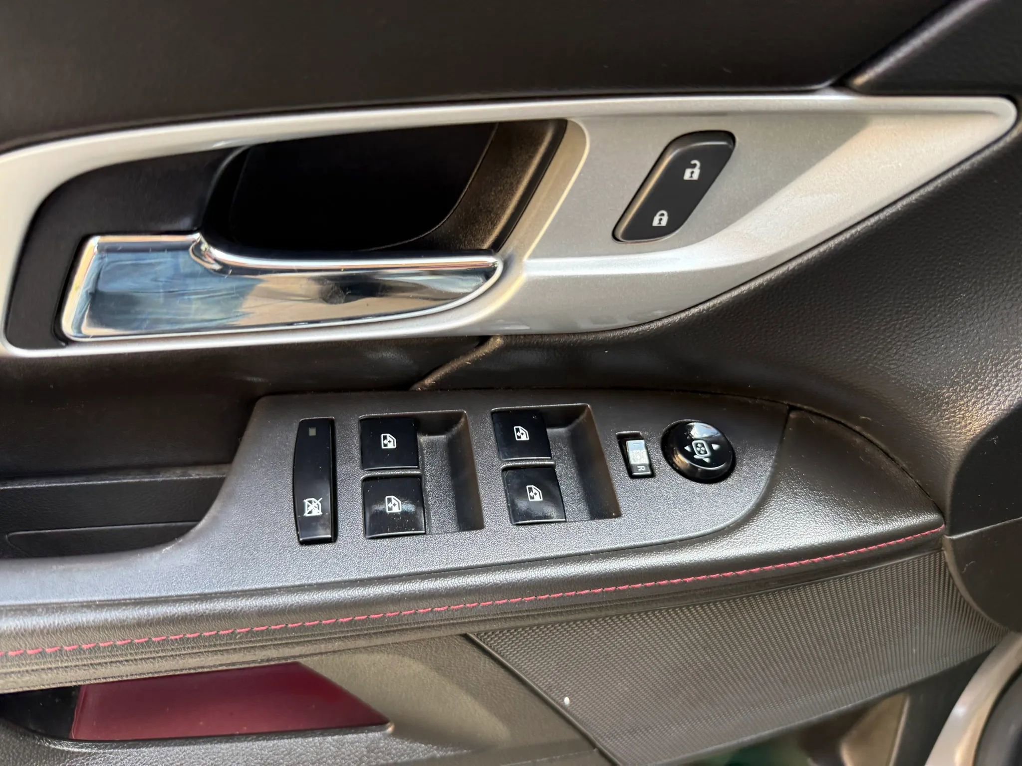 Used 2012 GMC Terrain SLE FWD image 9