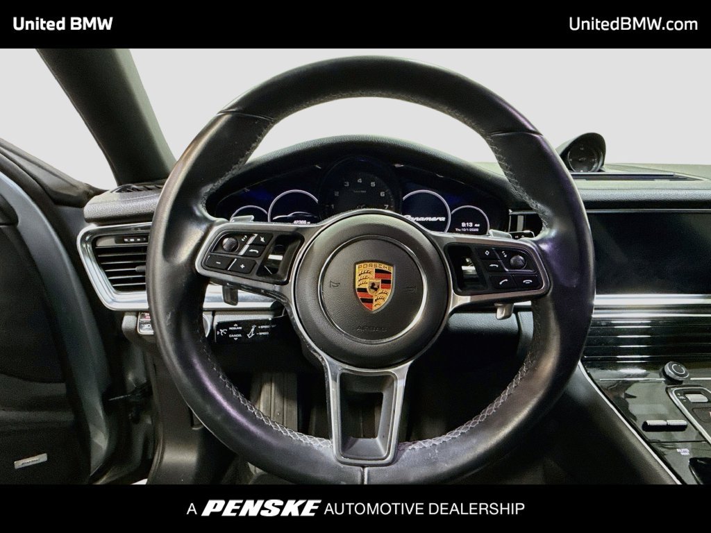 Used 2020 Porsche Panamera RWD image 13