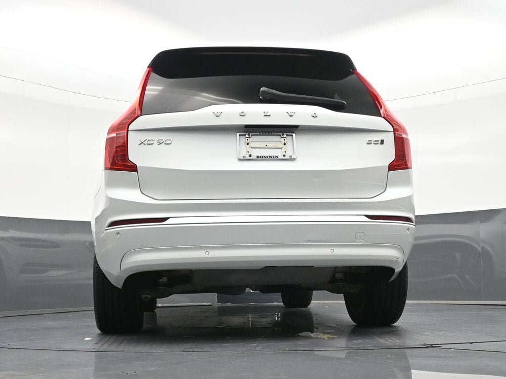 Certified 2023 Volvo XC90 B5 Plus AWD/4WD image 30